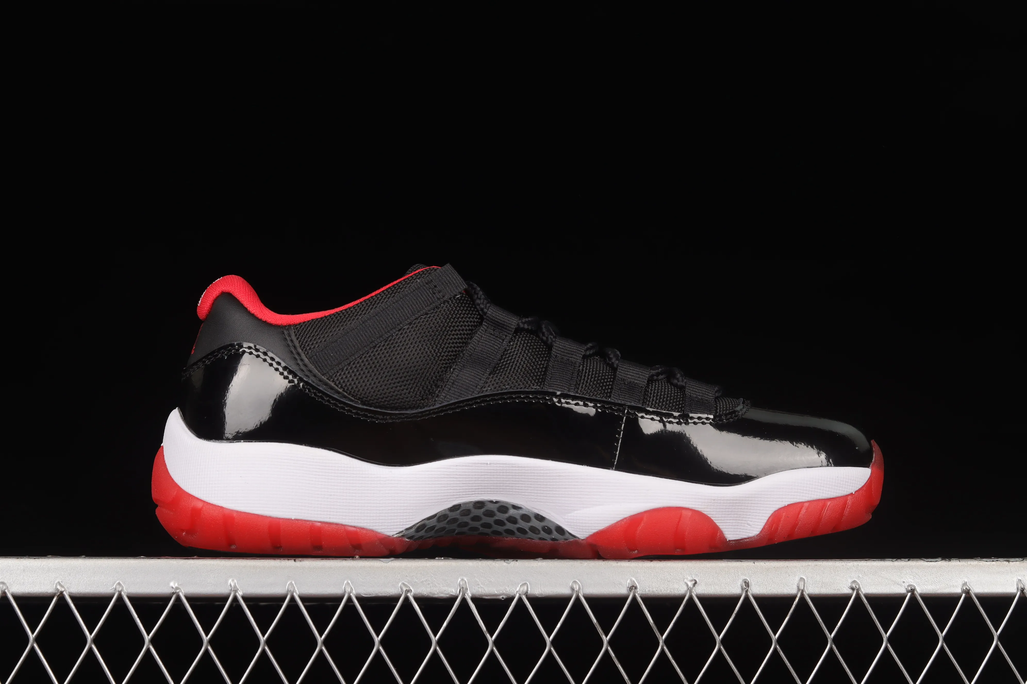 All categories Air Jordan Jordan series basketball shoes Air Jordan 11 #ZG version Air Jordan 11 Low Bred AJ11 Joe 11 patent leather black and red low-top basketball shoes 528896-012